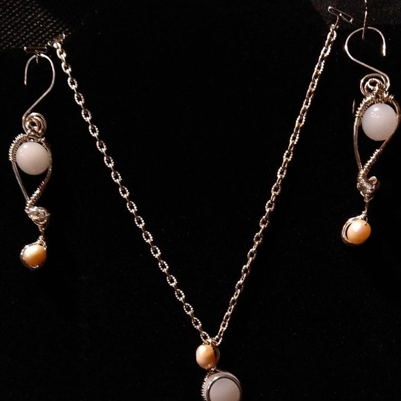 CCLHMHLLC Wirewrapped Jewellery Designs - Picture 3 of 3